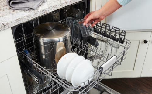  Is it Safe to Put Pots and Pans in The Dishwasher?