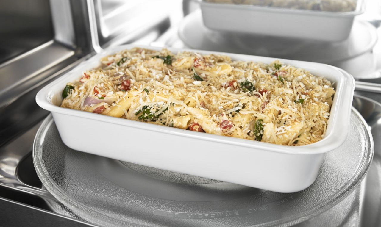 Pasta cooking with microwave sensing. Pasta cooking with microwave sensing.