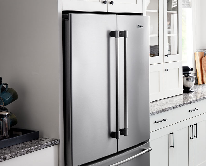 Comprenez ce que la profondeur de comptoir signifie lorsque vous recherchez un nouveau réfrigérateur Maytag.
